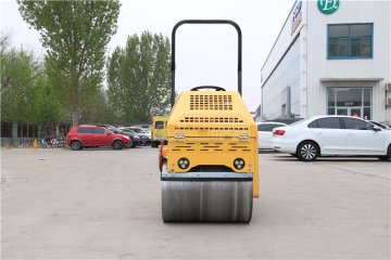 钢轮式压路机和轮胎压路机有什么区别？