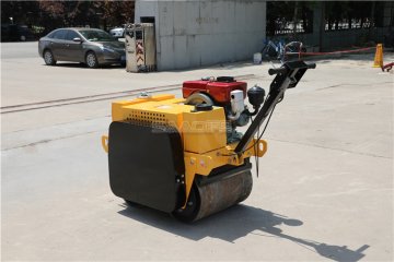 小型压路机在出车前的准备工作有哪些？